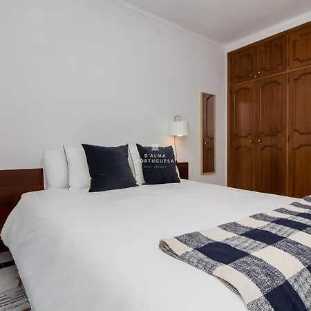 Salgados Lounge - By Dalma Portuguesa *